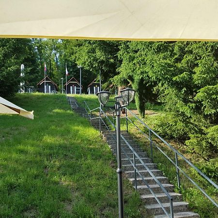 Olivin Kytlice Hiker Huts Hotel Exterior photo